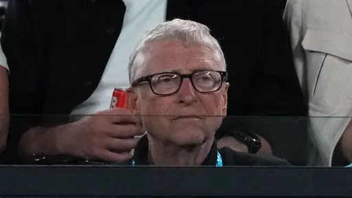 Гейтс отверг обвинения по делу Эпштейна