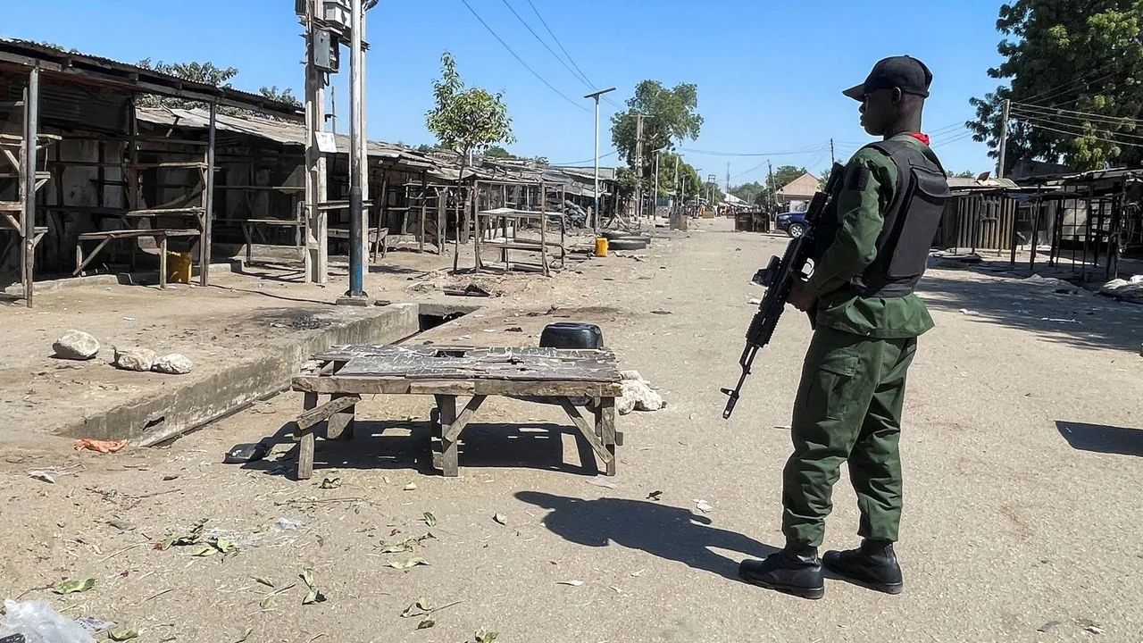 More than 30 people killed, several others kidnapped in central Nigeria: police