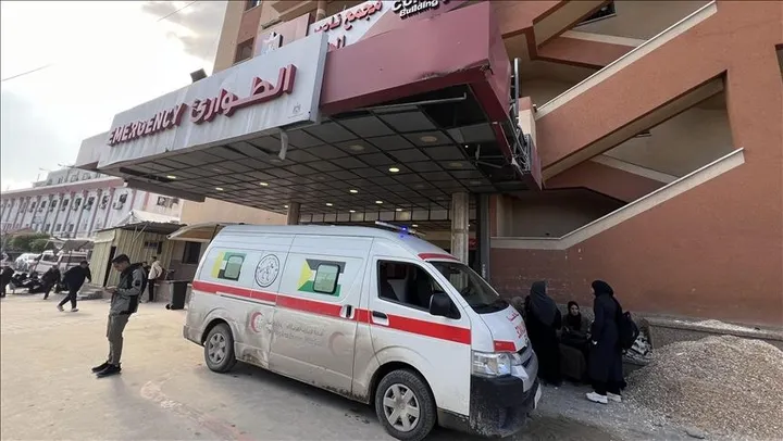 Dvoje poginulih, pet povrijeđenih nakon urušavanja zgrade oštećene izraelskim napadima u centralnoj Gazi