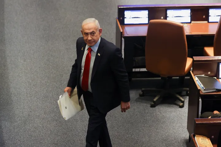 לפעם ה־67: נתניהו שב לבית המשפט בתיק 4000