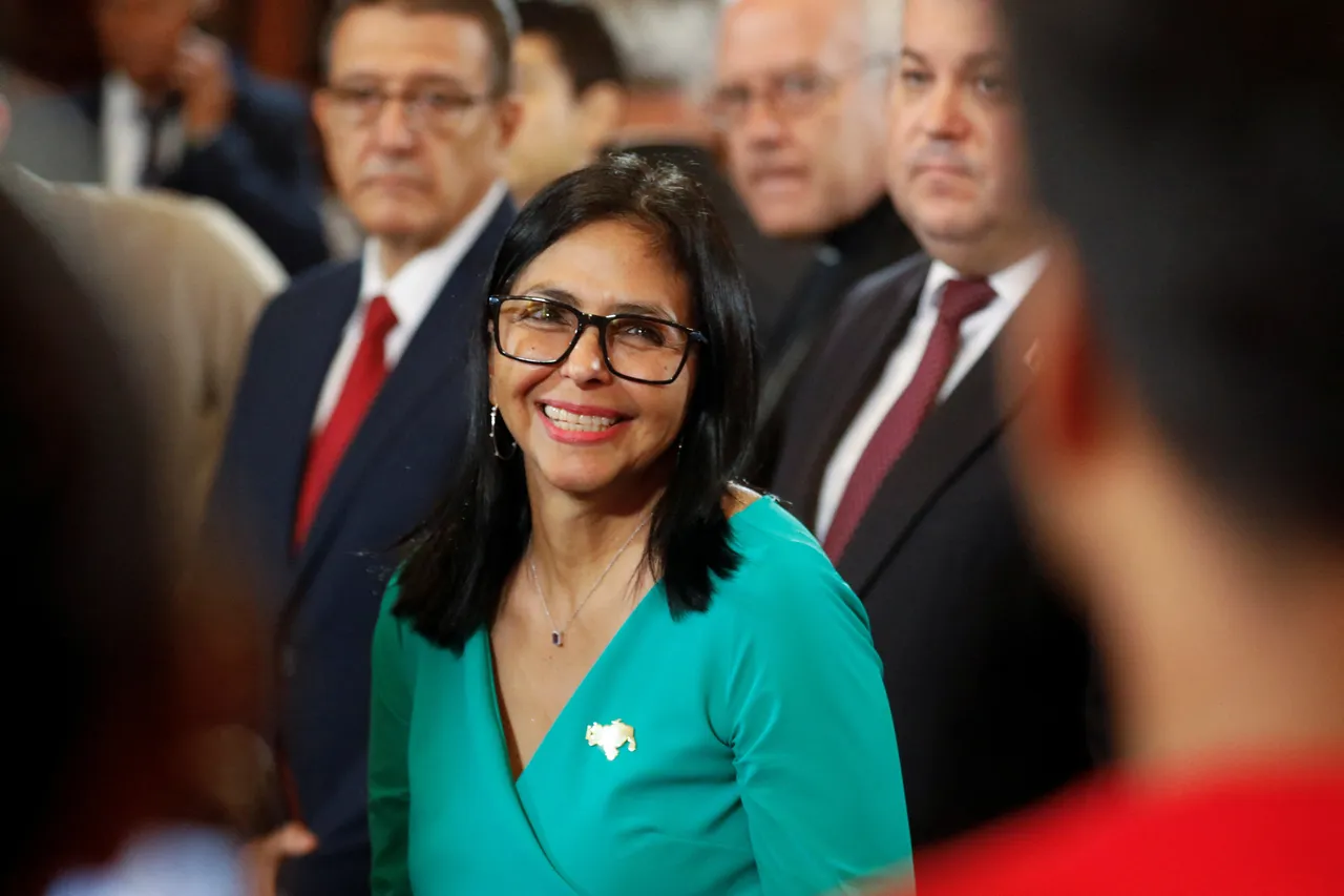 Delcy Rodríguez toma juramento como presidenta encargada de Venezuela
