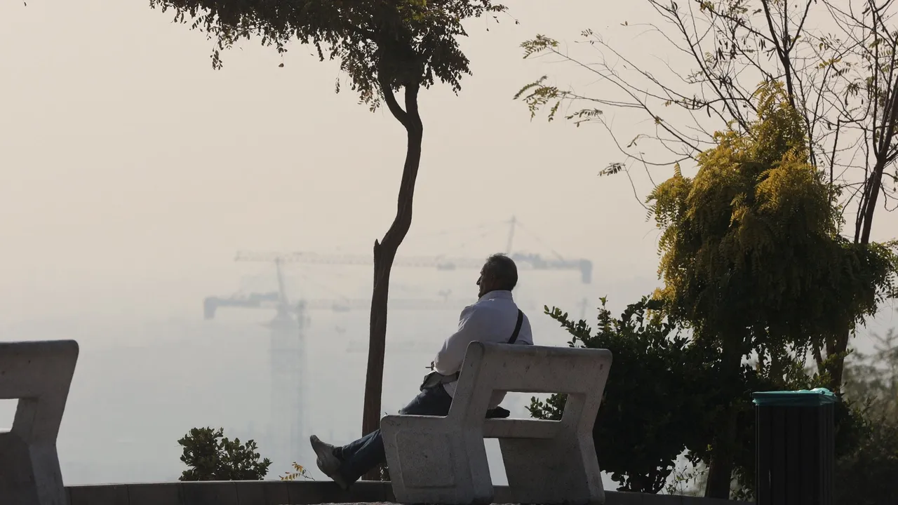 بازگشت آلودگی هوا به شهرهای صنعتی ایران؛ پایتخت در وضعیت ناسالم قرار گرفت