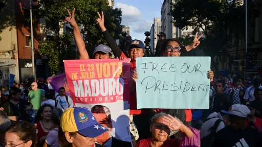 Николас Мадуроның жақтастары Каракаста шеру өткізді