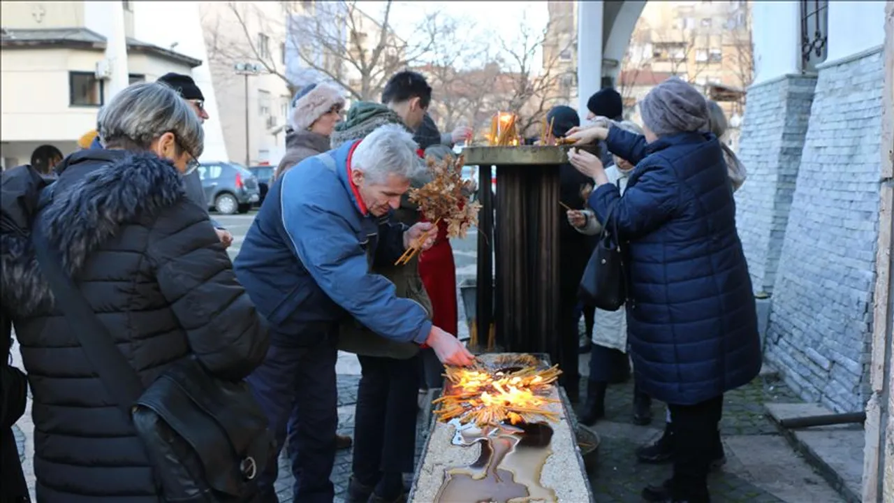 Бадникови поворки во повеќе од 80 градови низ земјава и во дијаспората