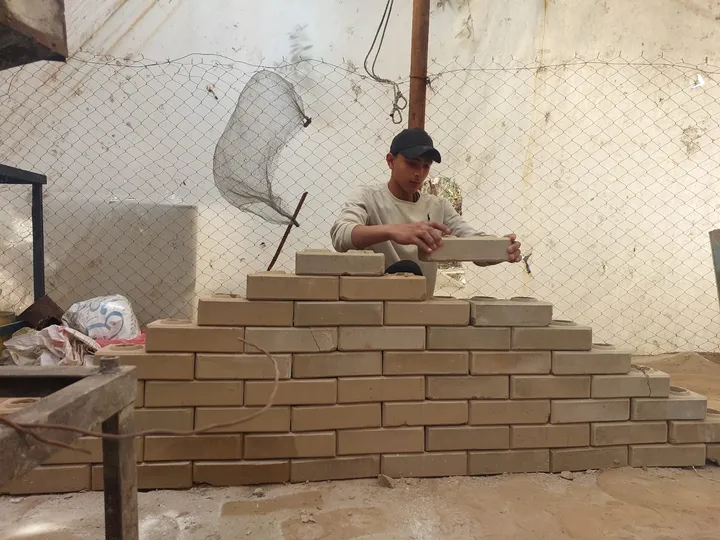 إعادة البناء من الأنقاض.. "غرين روك" مبادرة محلية لحل أزمة الإيواء في غزة