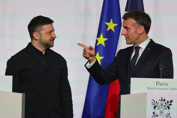 Macron "très sceptique" sur la possibilité d'une "paix à court terme" en Ukraine