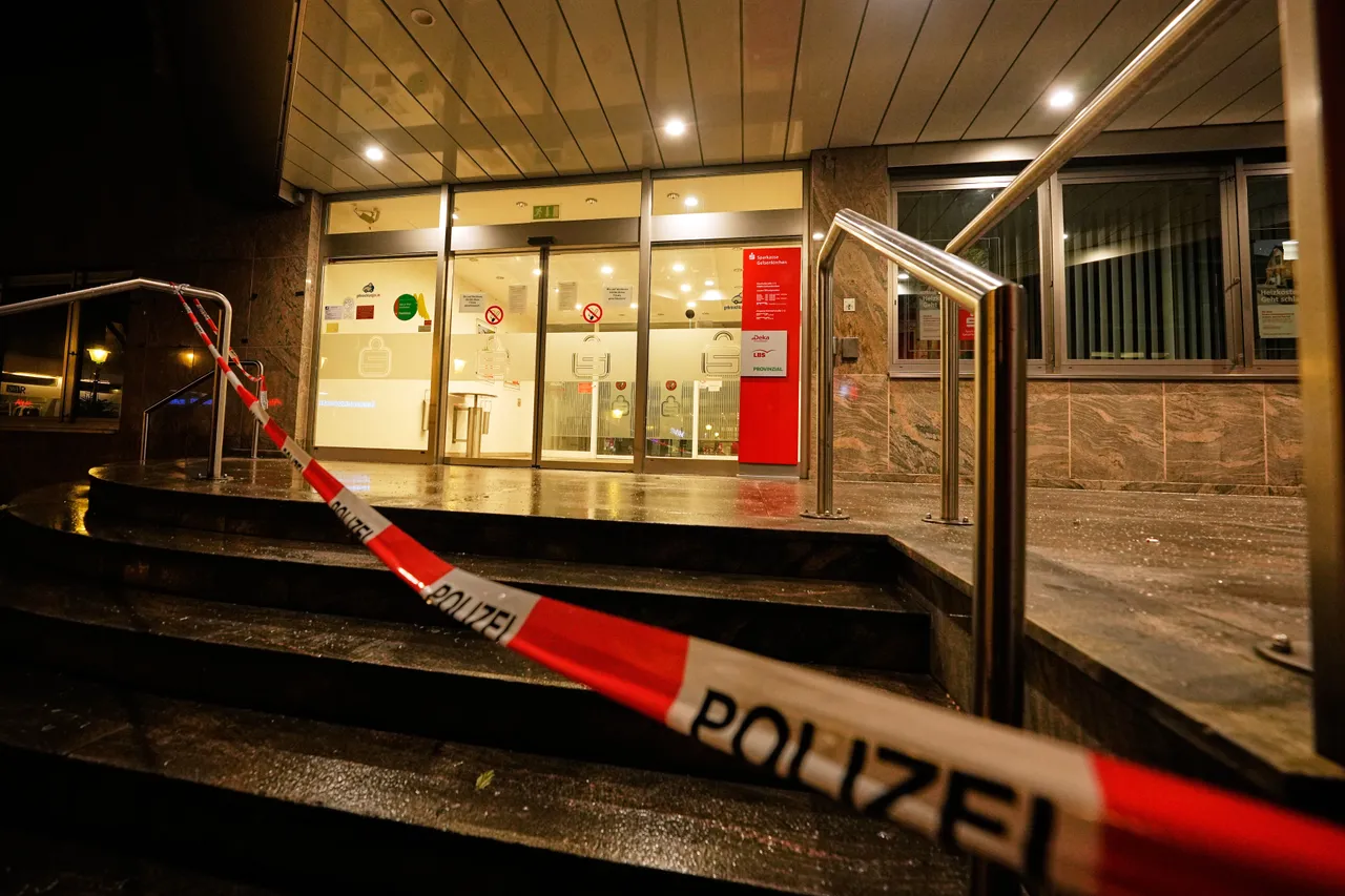 Innenminister wundert sich über Vorgehen der Bank-Einbrecher