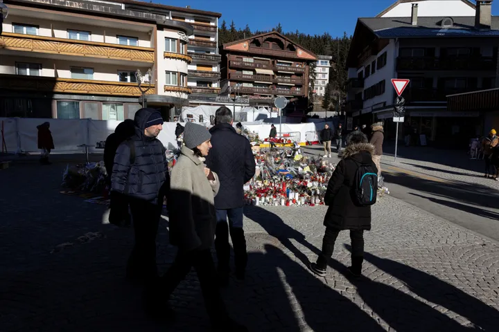 Mediji: Vlasnik bara u švicarskom skijalištu već imao osuđujuće presude u Francuskoj