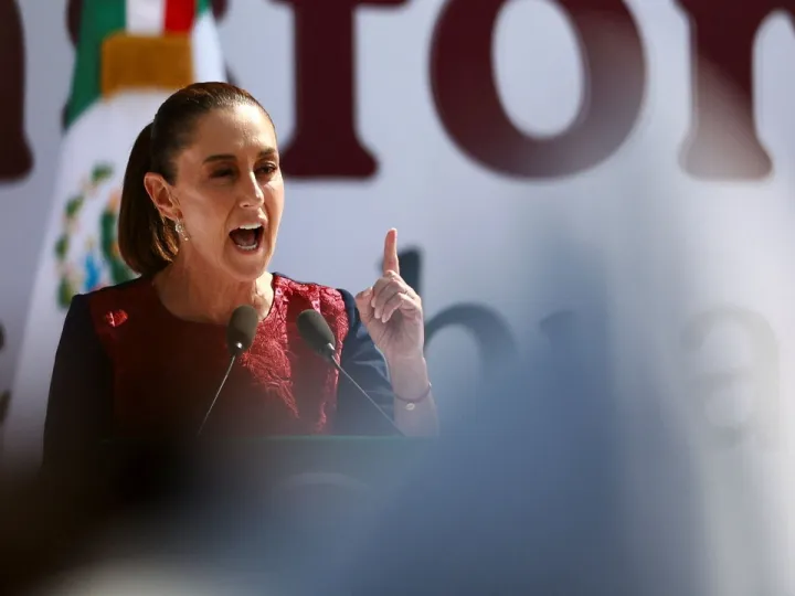 Presidente do México denuncia a intervenção militar dos EUA na Venezuela