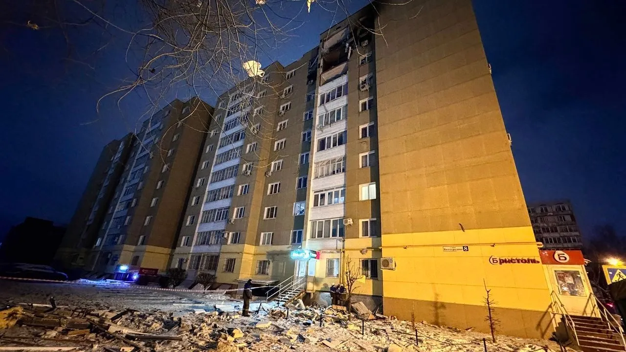 Атака дронов на РФ: поражены заводы, есть погибшие