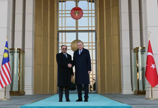 الرئيس أردوغان يجتمع  مع رئيس الوزراء الماليزي في أنقرة