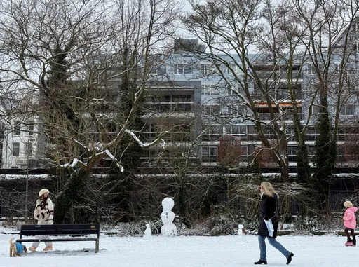 Code oranje in het noorden: bussen aan de kant en oproep om thuis te blijven
