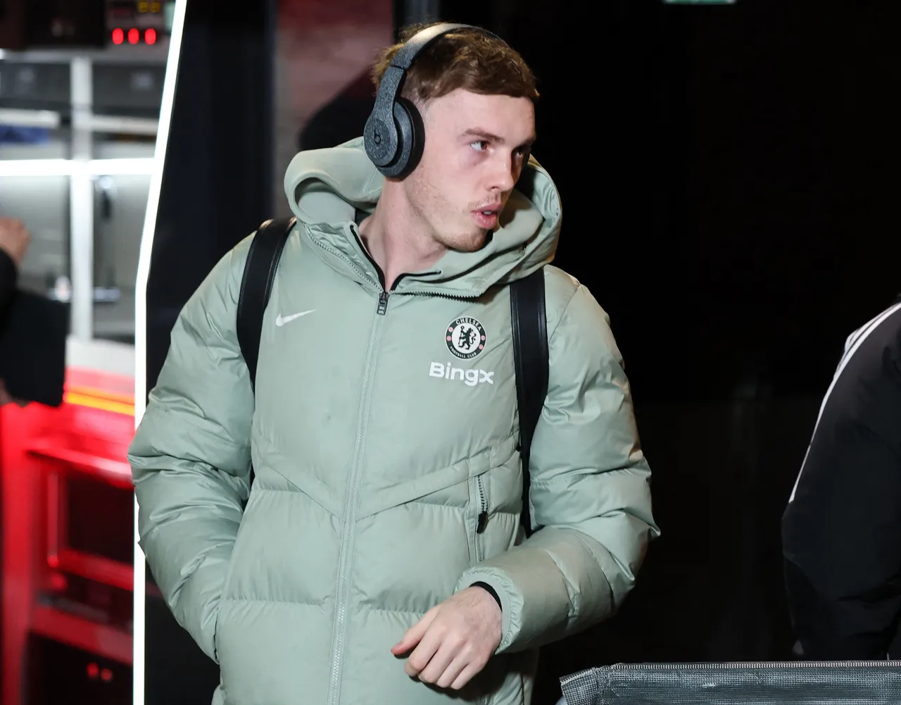 Cole Palmer na son komawa Man United, Liverpool ba za ta rabu da kyaftin dinta, Virgil van Dijk ba