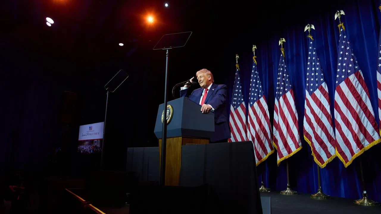 کاخ سفید: ترامپ سناریوهای مختلف برای تصاحب گرینلند را بررسی می‌کند