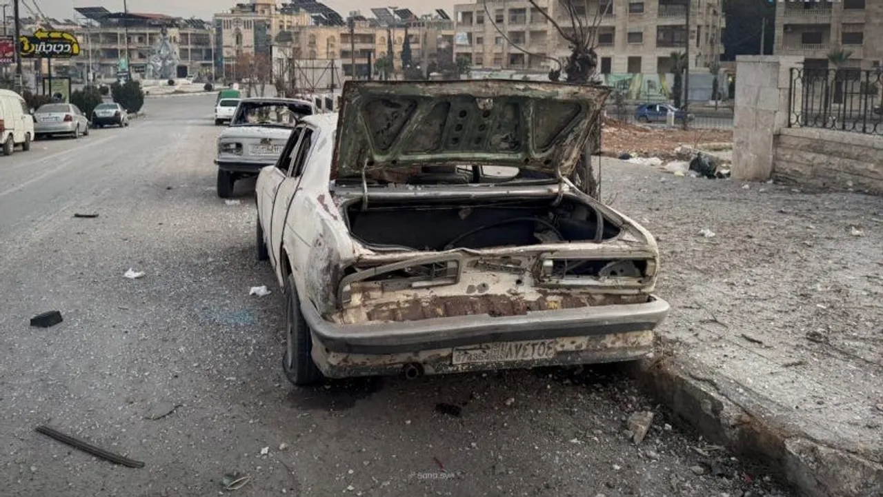 "قسد" الإرهابي يفخخ طرقاً ويصيب 3 من عناصر الأمن السوري في حلب