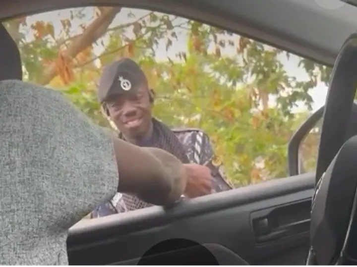 How Ghana police officer’s simple act of kindness went viral