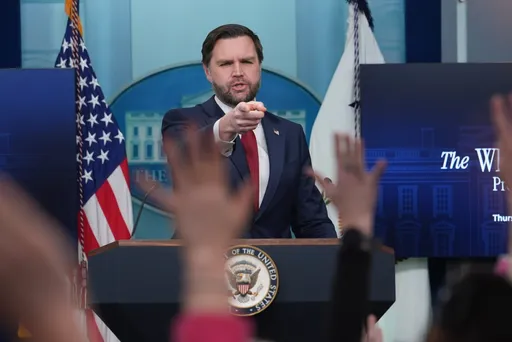 Vance blames Minneapolis tragedy on media, Democrats, and 'lunatic fringe' during combative briefing