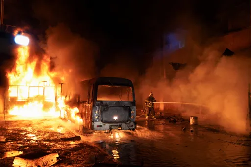 الجيش السوري يدخل حي الأشرفية بحلب وسط انشقاقات في صفوف تنظيم "YPG" الإرهابي