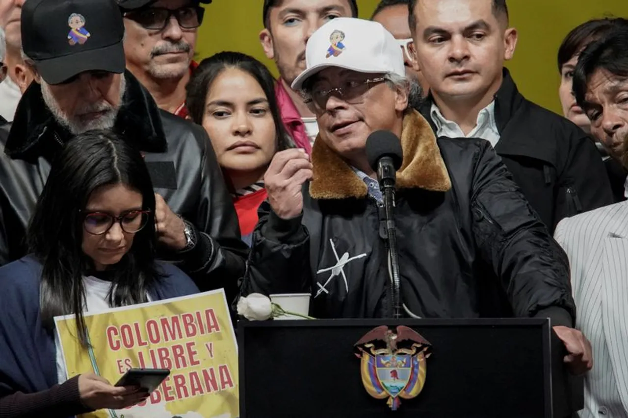 Претседателот на Колумбија: Постои реална закана од воена акција на САД