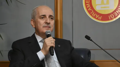 قورتولموش يدعو جميع مكونات الشعب السوري إلى اليقظة حيال مساعي التقسيم