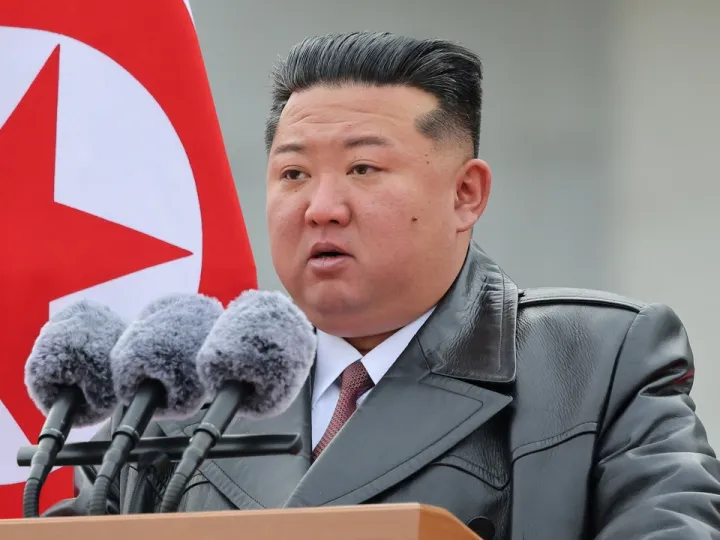 Revista do partido governante da Coreia do Norte gera raro debate sobre o sucessor de Kim Jong-un