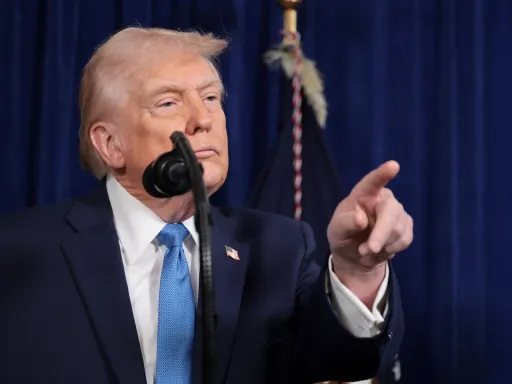 Trump assina memorando que retira os EUA de dezenas de organizações internacionais