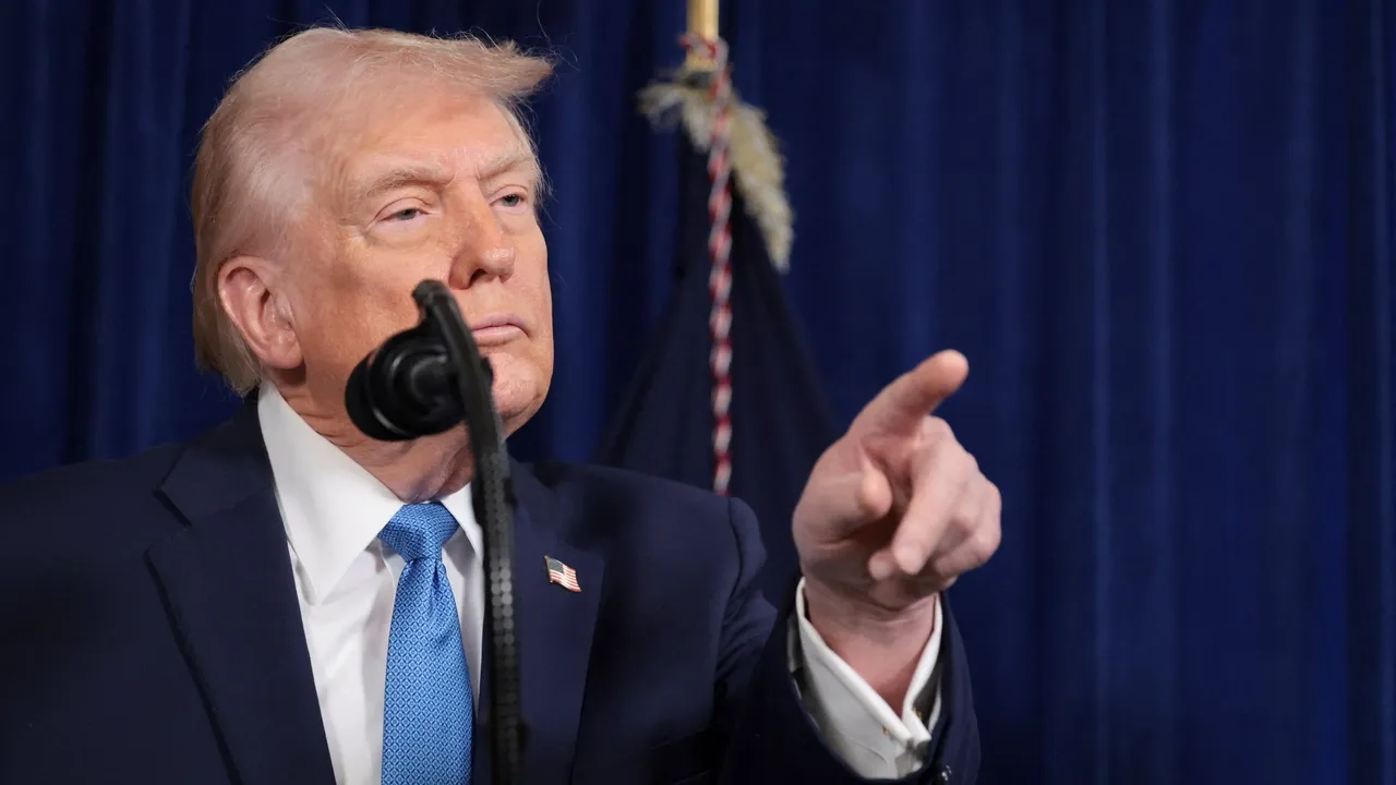 Трамп АКШнын эл аралык жана БУУга караштуу агенттиктерден чыгуусу жөнүндө жарлыкка кол койду