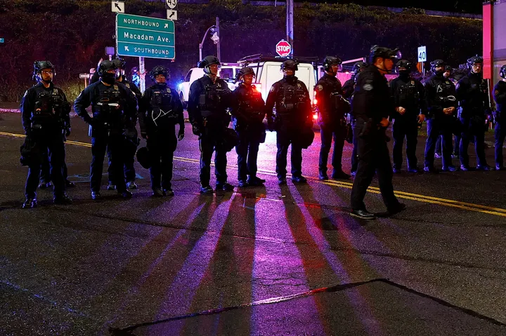 Maamulka Trump oo 2,000 oo askari u diray Minnesota xilli ay sii kordhayaan howlgallada socdaalka