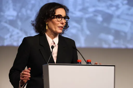 EU lanceert nieuwe racismestrategie: focus op media en onderwijs, migratiebeleid genegeerd