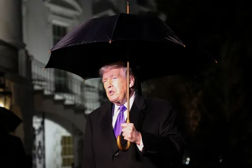 Trump poručio da je Iran u velikoj nevolji, SAD pažljivo prati proteste