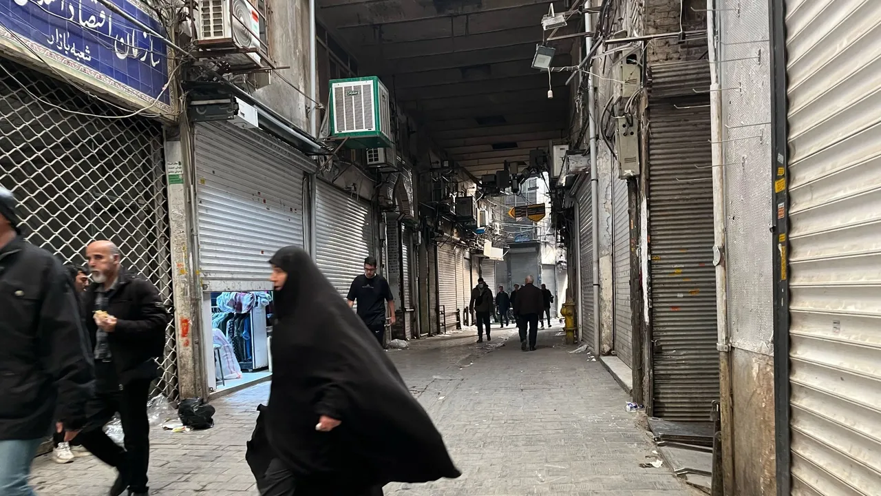 ترمب يحذّر طهران من استخدام العنف ضد المتظاهرين وإدارته "تراقب التطورات من كثب"