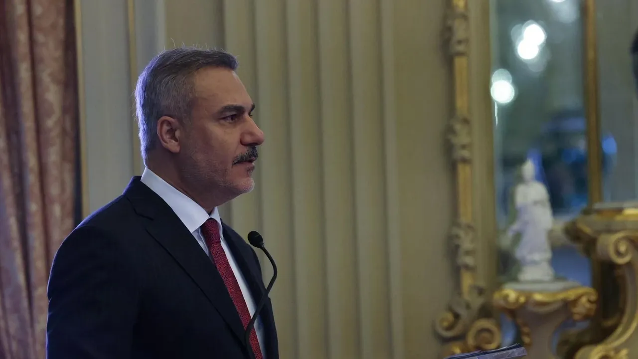 Xälebtäge qırıslıq waqiğaları artqanda Xaqan Fidan "YPG"ne berläşkän Süriyäne yaqlarğa çaqırdı