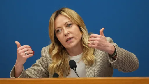 Италия выступила за диалог с Путиным