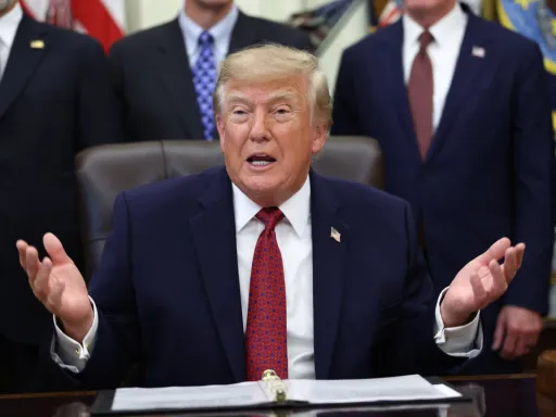 Trump disse que está a ponderar proibir as exportações de gasóleo