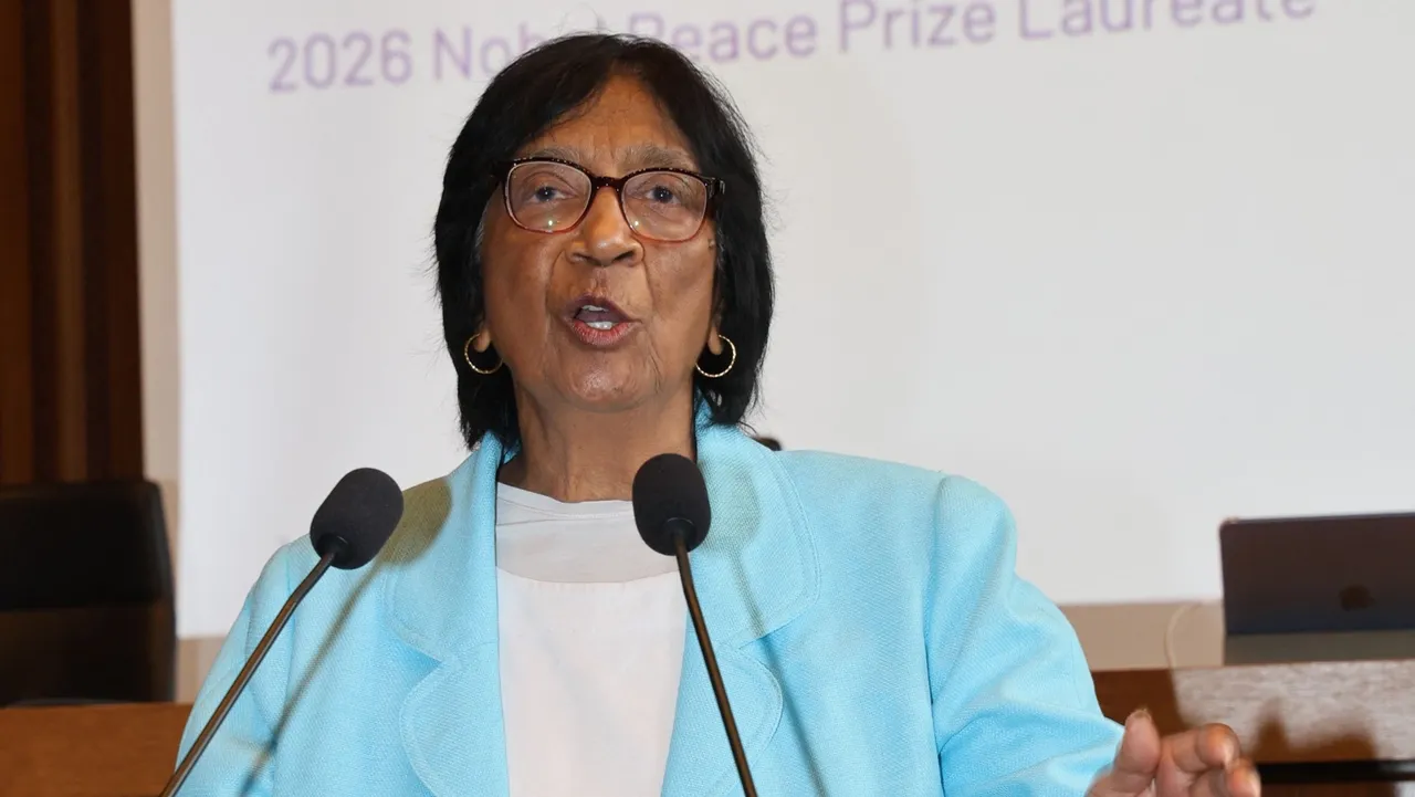 Pillay Nobel premiyäsen alğannan soñ, AQŞ Xalıqara cinayät mäxkämäsenä sanktsiyälär kertte