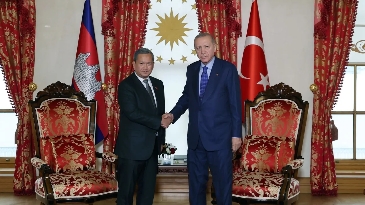 رئیسجمهور اردوغان و نخستوزیر کامبوج بر گسترش روابط دوجانبه تأکید کردند