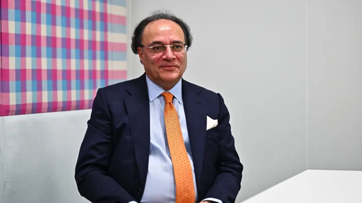وزیر دارایی پاکستان: حملات به زیرساختهای انرژی خلیج، بازگشت به شرایط عادی را به تأخیر میاندازد