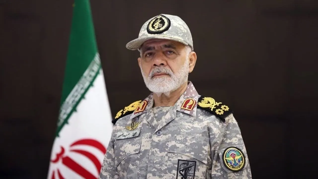 مسؤول عسكري إيراني يصف ترمب بالشيخوخة.. "لم يعد قادراً على النهوض من مكانه"