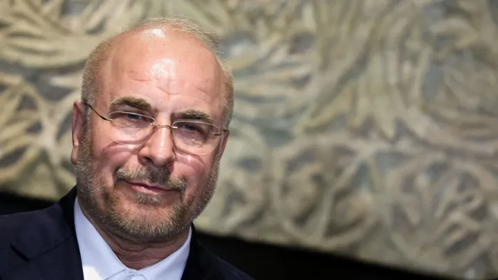 Iran says it is prepared to 'fight and negotiate' with US
