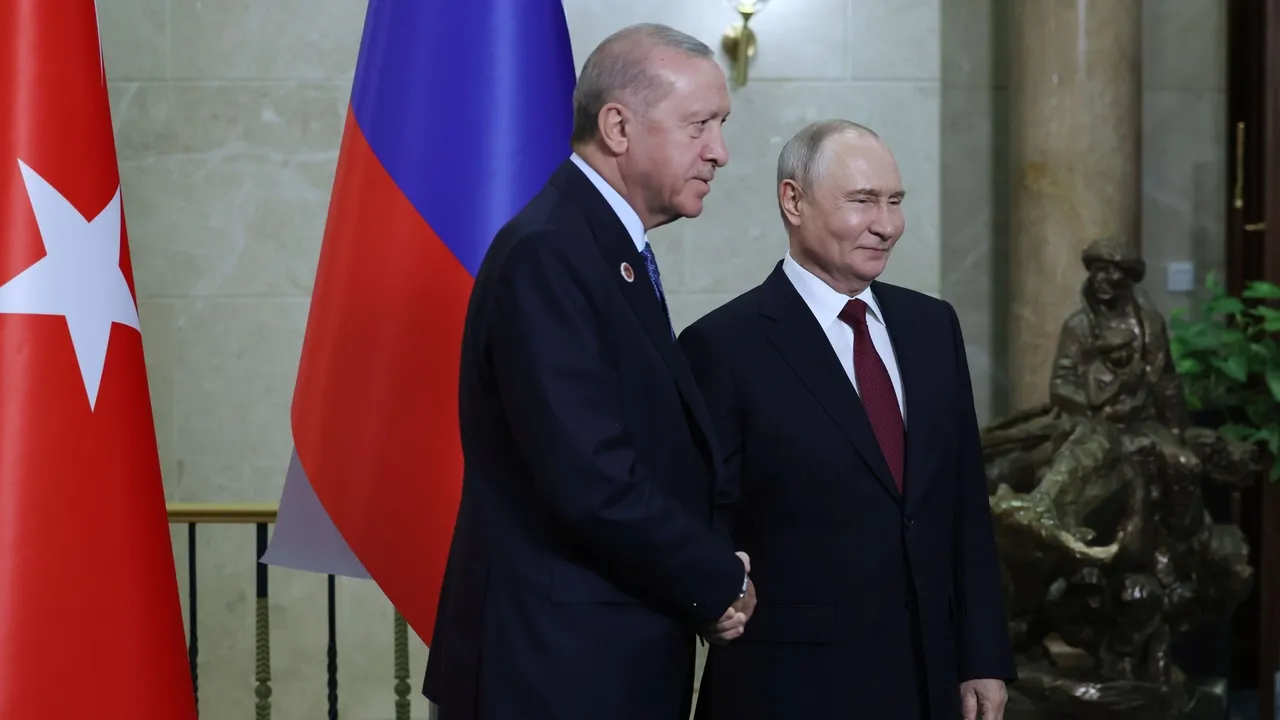 Prezident R.T.Ərdoğan və V.Putin arasında telefon danışığı keçirilib