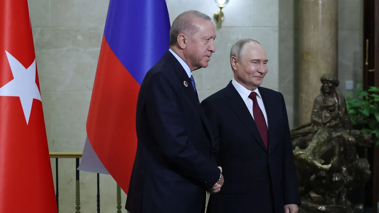 Erdogan, Putin discuss Black Sea safety and Russia-Ukraine contacts in phone call