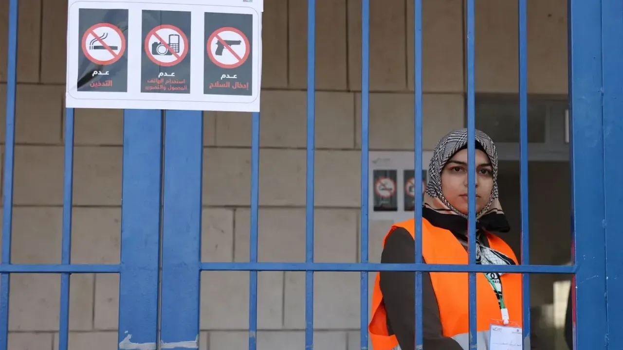 اسرائیل مانع ورود مسئولان انتخاباتی فلسطینی شد؛ احتمال تعویق دوباره انتخابات