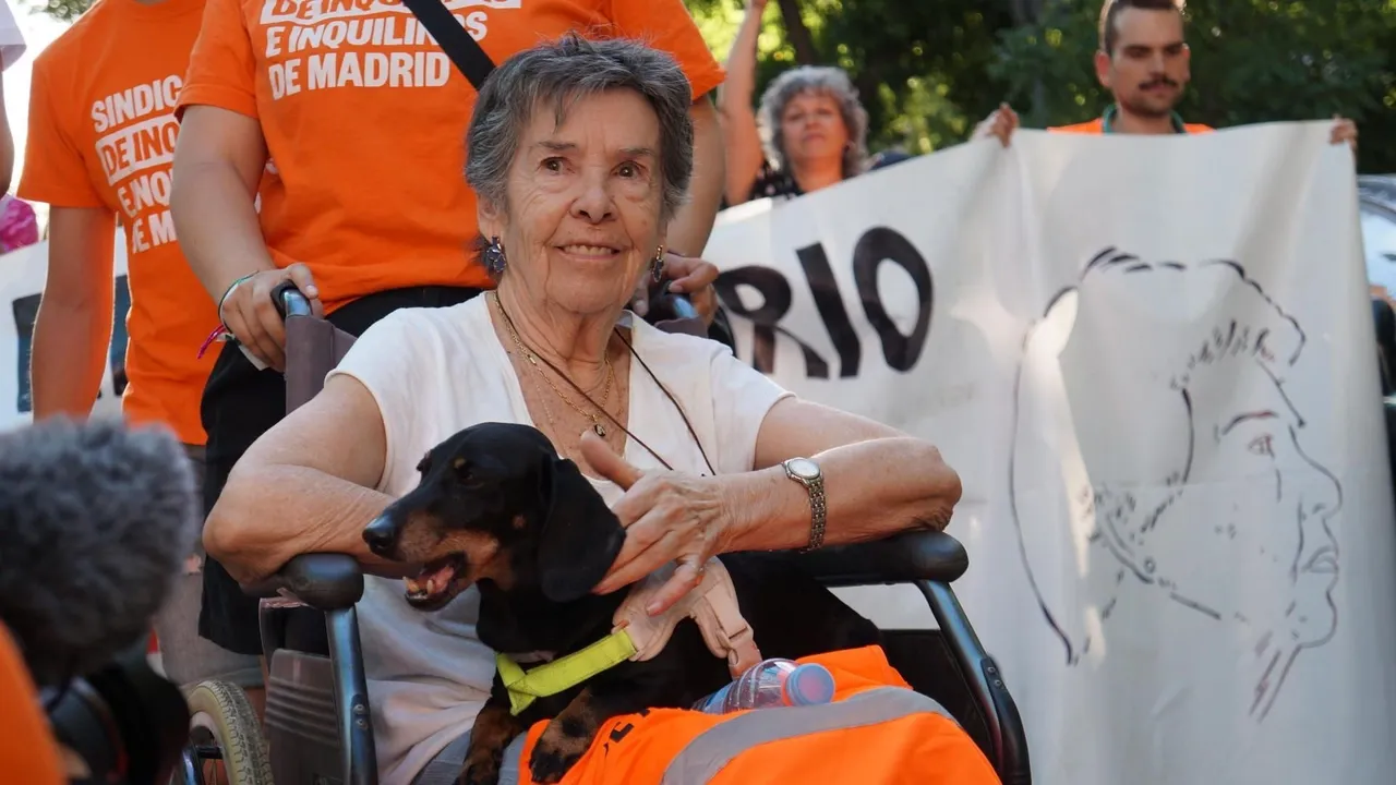 Maricarmen: Símbolo dos protestos pela habitação em Espanha morre duas semanas após o despejo