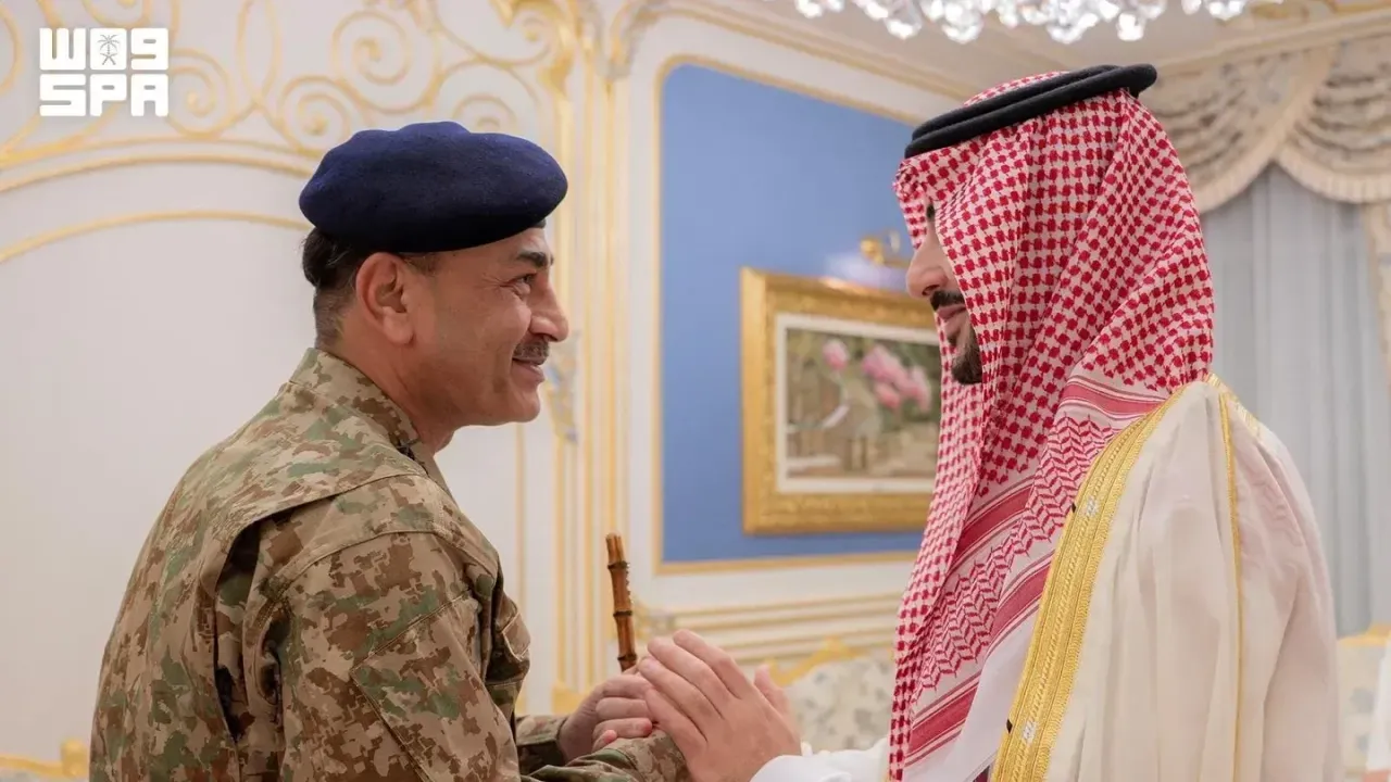 پاکستان بر حضور نظامی خود در عربستان تأکید کرد