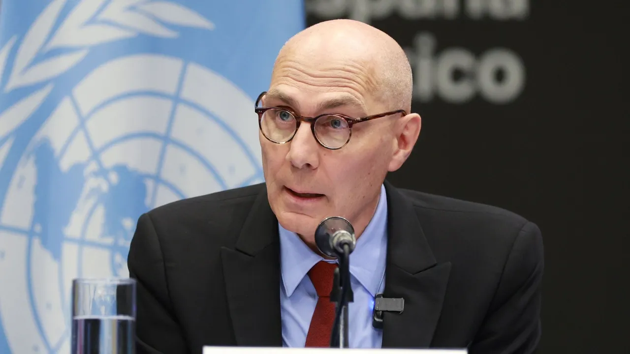 Alto-comissário da ONU manifesta preocupação com ataques mútuos entre a Rússia e a Ucrânia