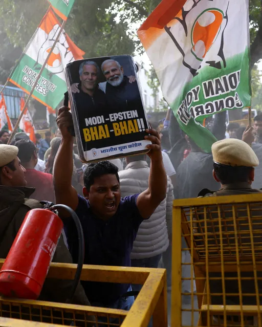 विपक्ष ने प्रधानमंत्री मोदी से एपस्टीन फाइलों में हुए 'खुलासों'पर स्पष्टीकरण देने की मांग की