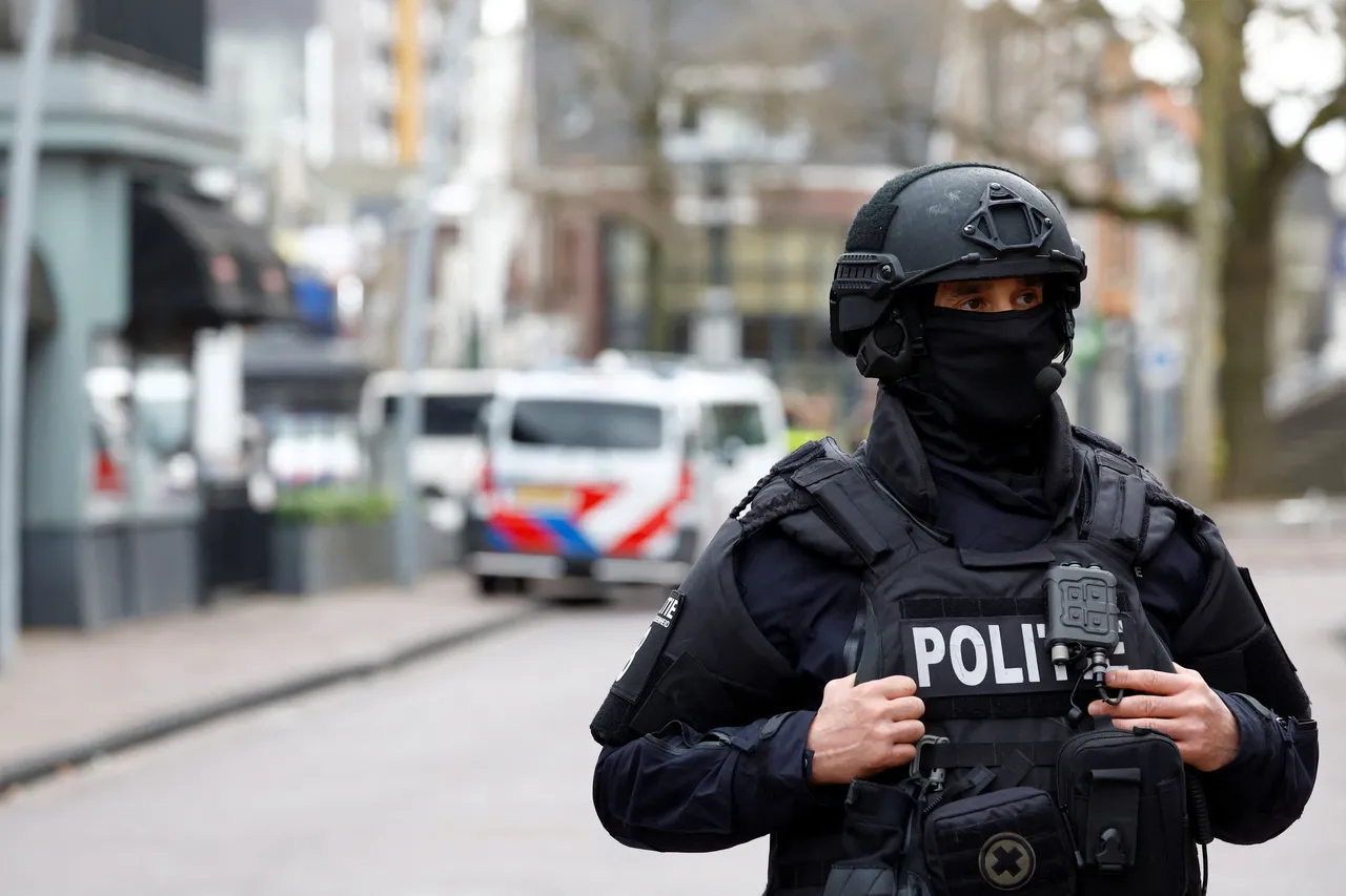 Dutch police arrest 15 suspects over spreading 'Daesh propaganda'