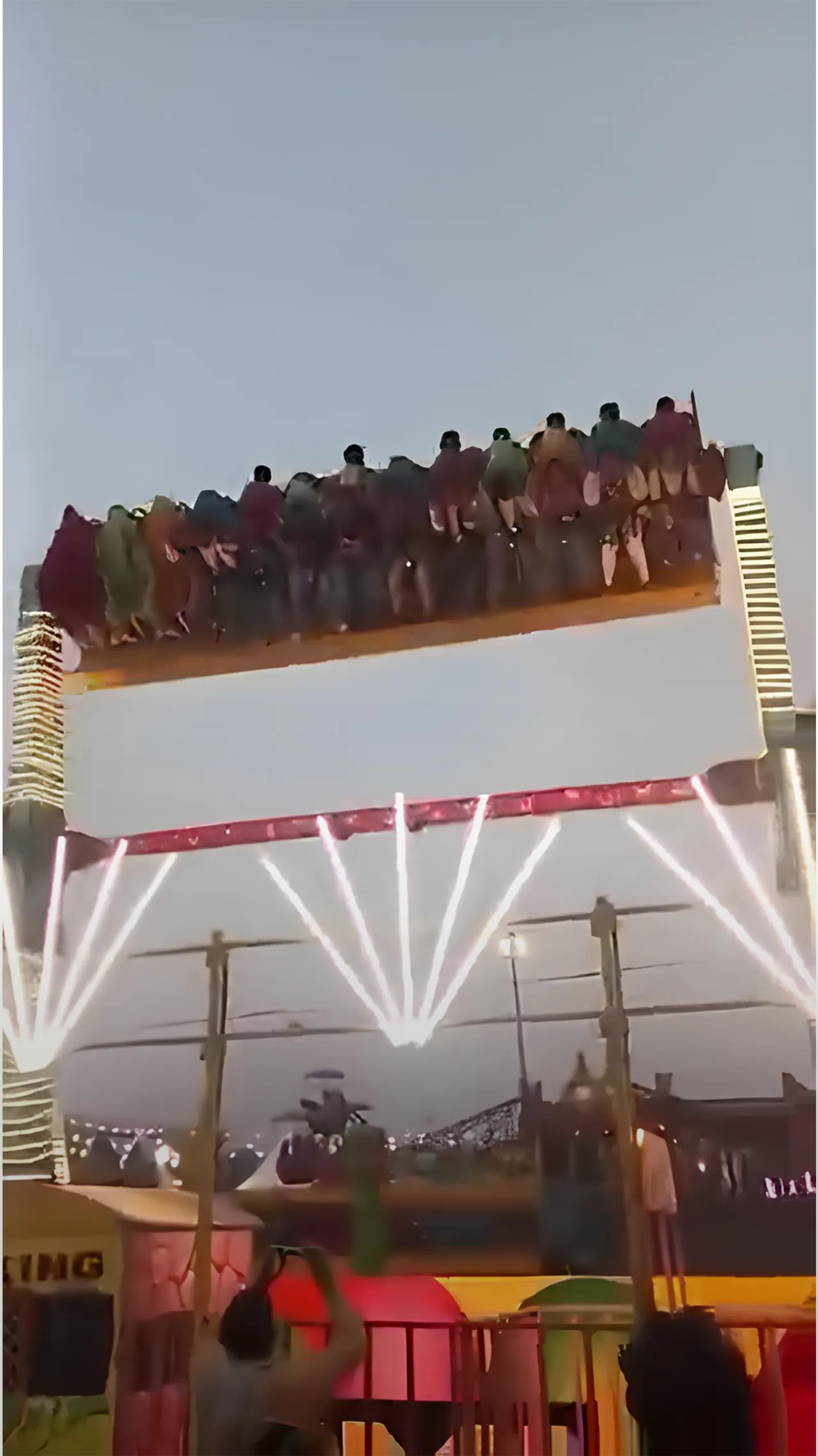 Kecelakaan wahana ayun tewaskan seorang petugas dan 13 terluka di India