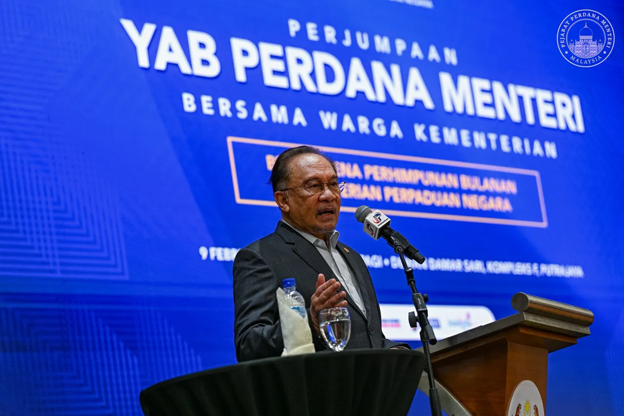 Kerajaan larang rumah ibadat tanpa kelulusan, tegas Anwar