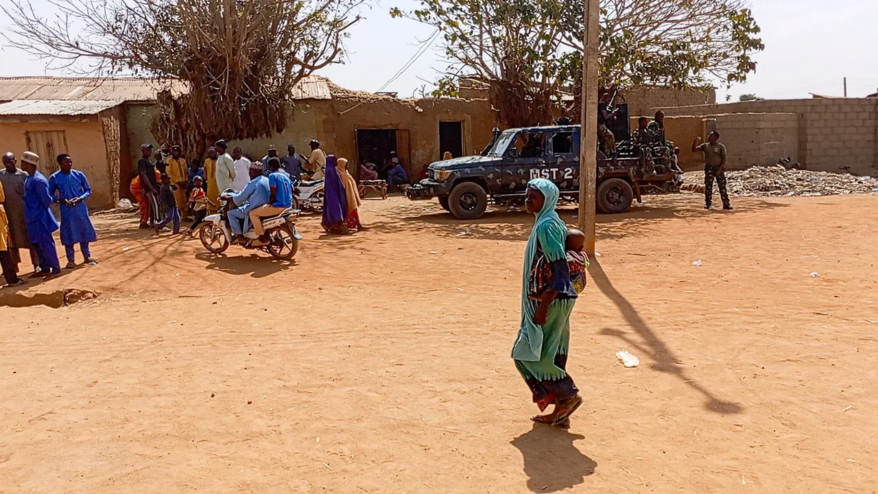 Nigeria open borders with Benin, Niger Republic wey dey Kebbi state